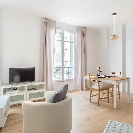 Modern And Design Flat París